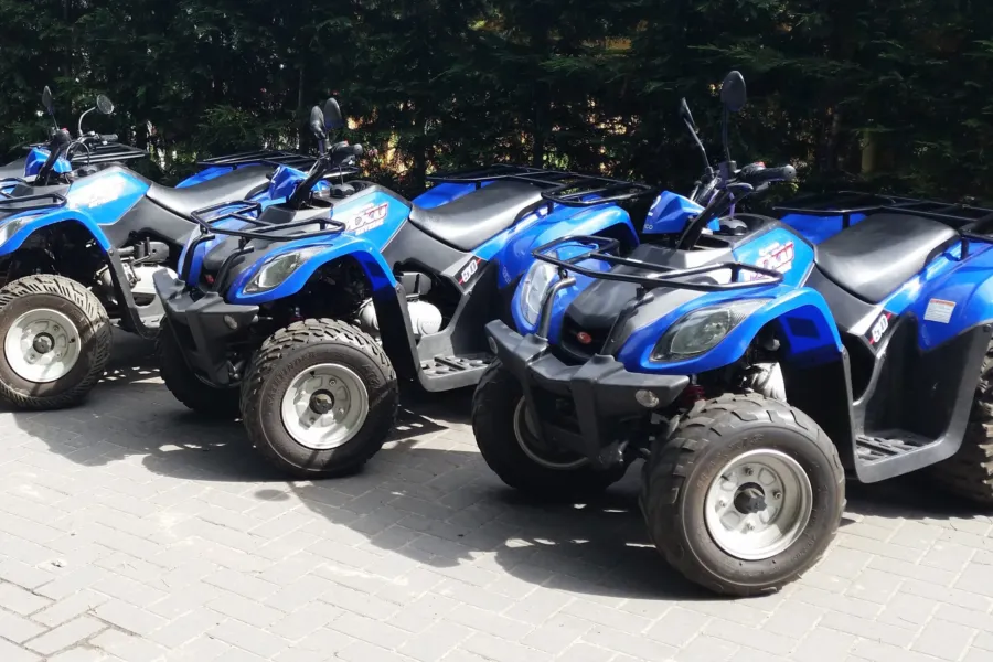 Quad huren renesse quadverhuur 2 scaled 1